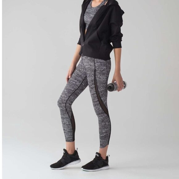 Lululemon Pace Perfect 7/8 Tight Leggins Air Time White Black I Size 6 - Picture 1 of 12